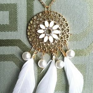 🍭Brand New Feather Boho Necklace